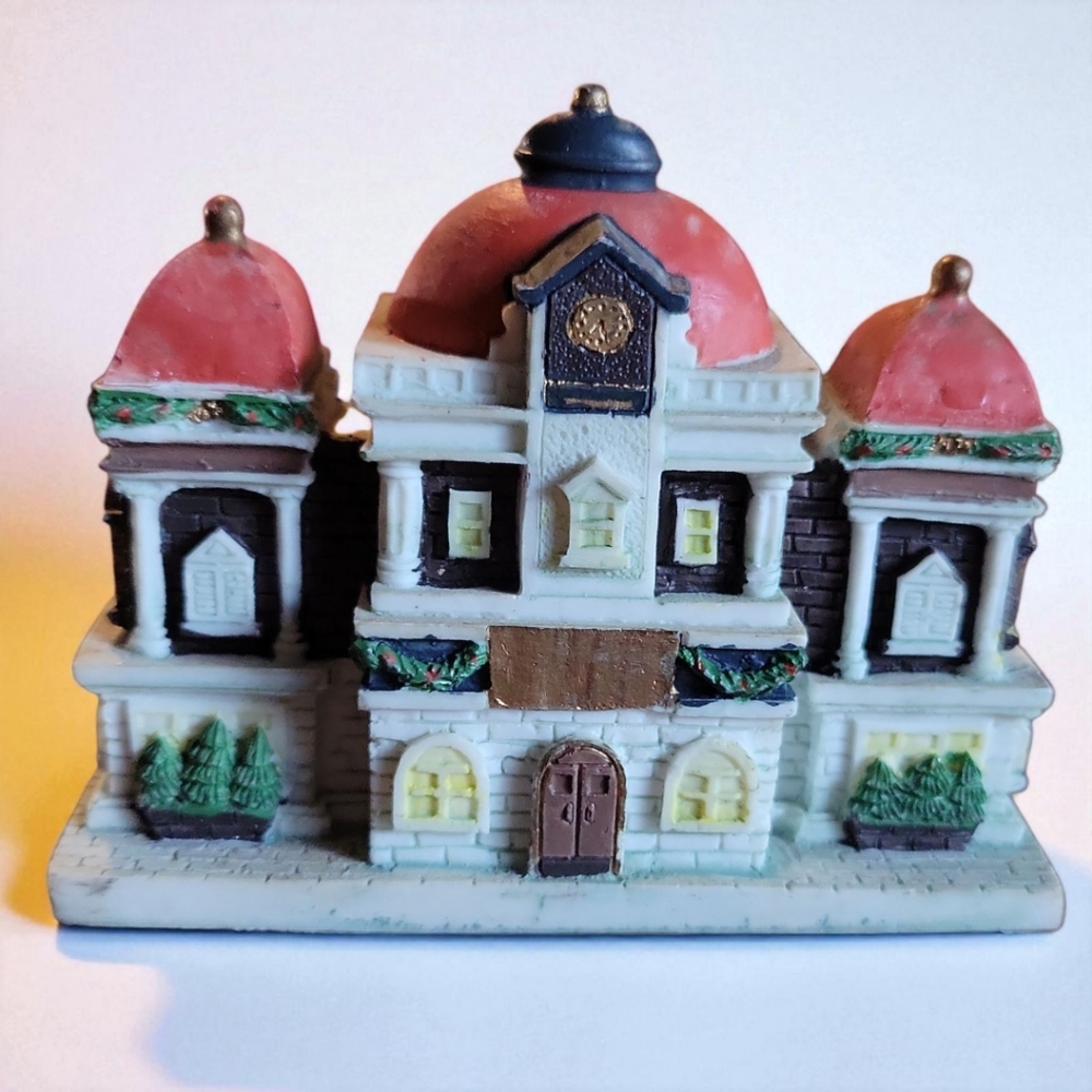 Vtg Mini Town Village Collectible Figurine Clock Toy Historic Building Red Dome